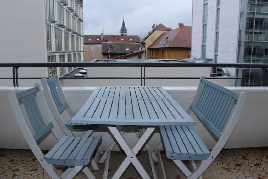 Le Jane : Centre Ville, Garage, Balcon Annecy Zewnętrze zdjęcie